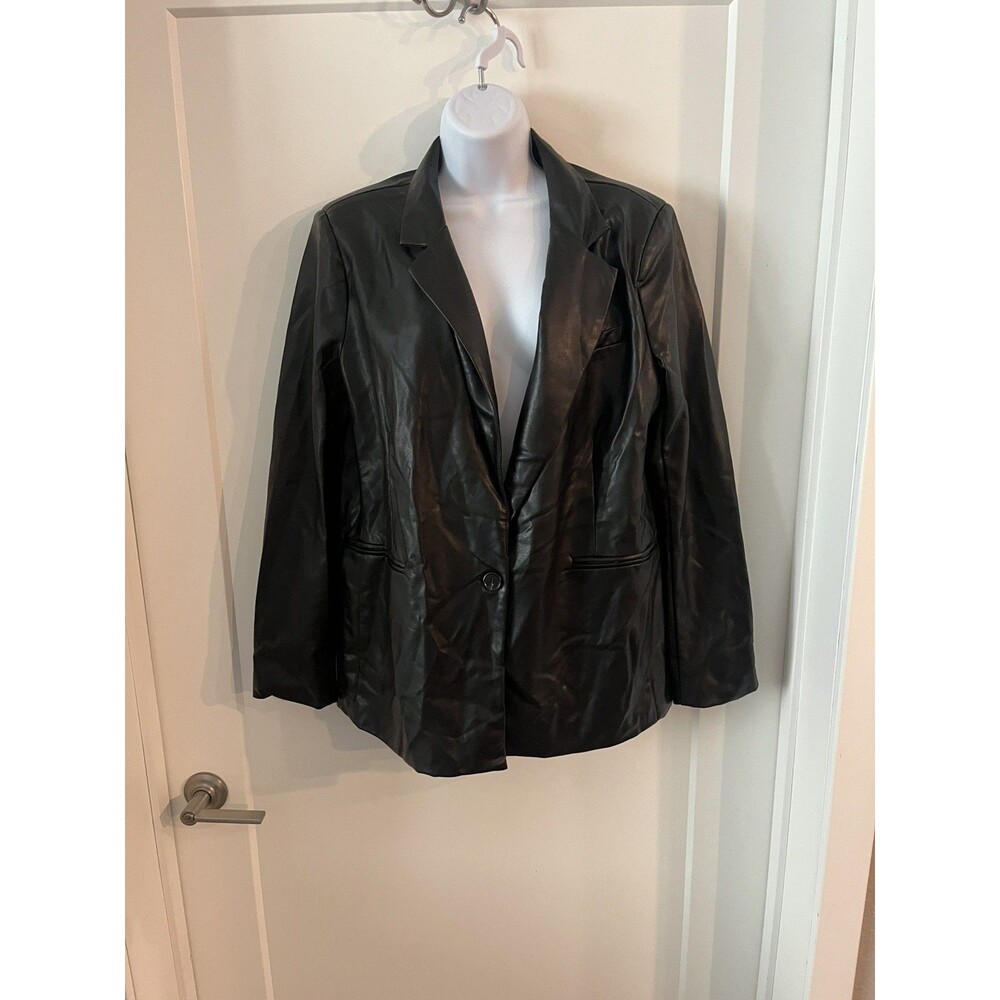 NWT Black Tape_ Faux Leather Black Jacket 90’s Retro Minimalist Women Size XL